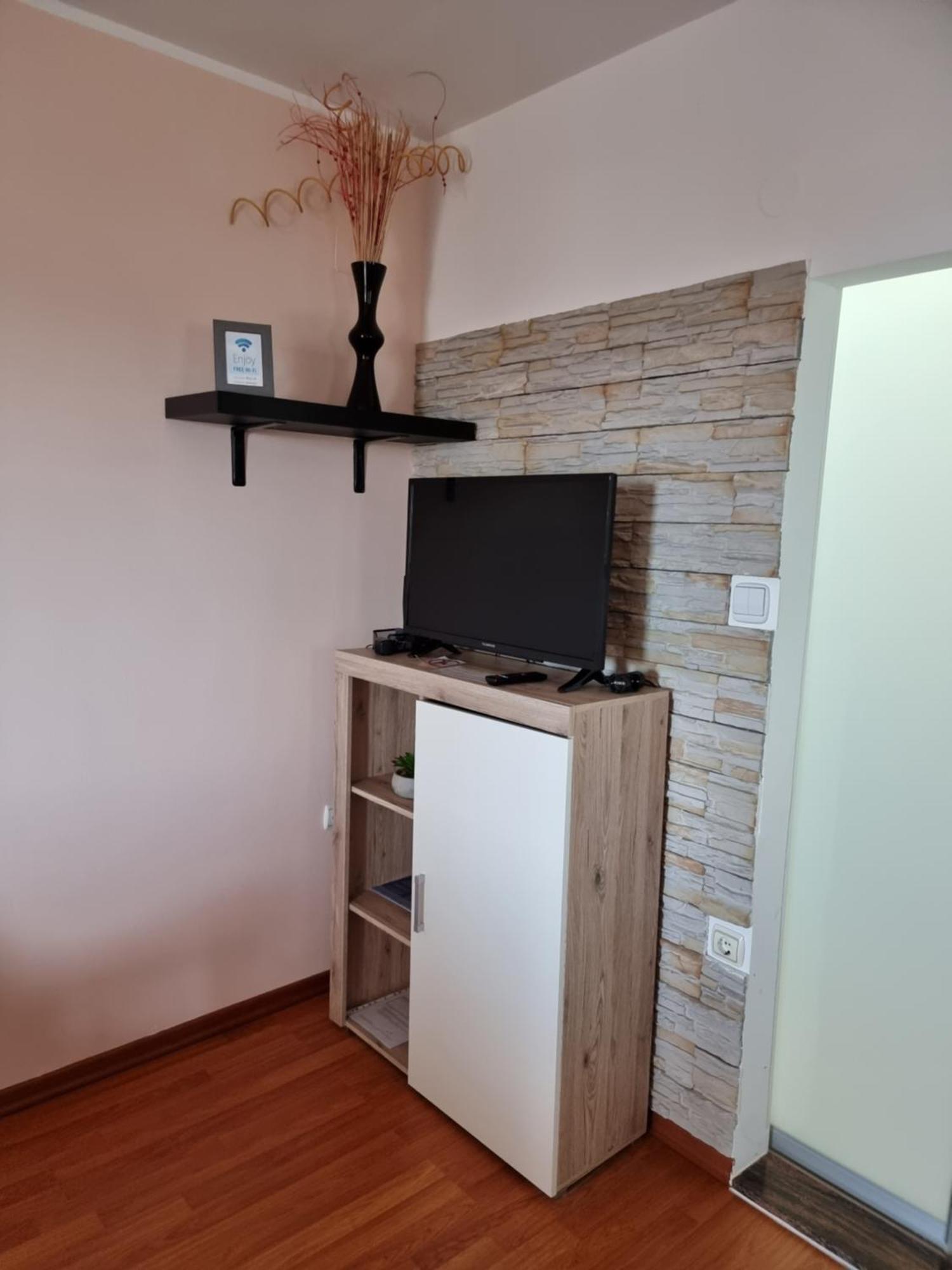 Apartments Katarina 슈므리카 객실 사진